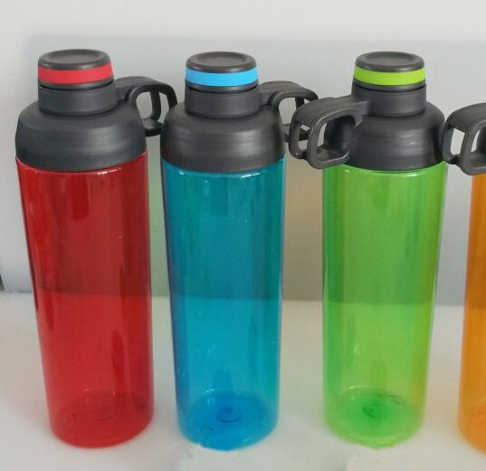 New Design BPA Free Sports Bottle Tritan Drinkware with Different Volume and Color