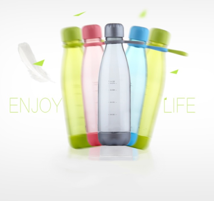 Clear Slim Reusable Plastic Water Bottle 600ml